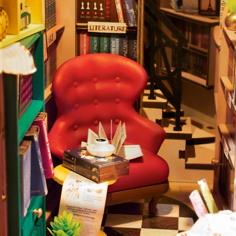 Rolife Shakespeare's Book Shop DIY Book Nook Kit