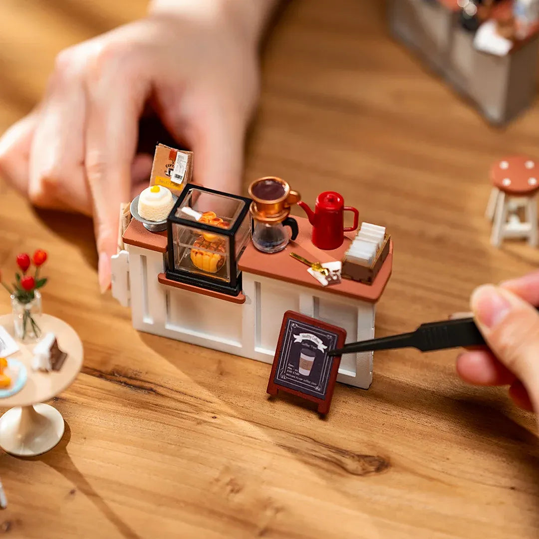 Rolife Coffee Shop DIY Miniature Kit