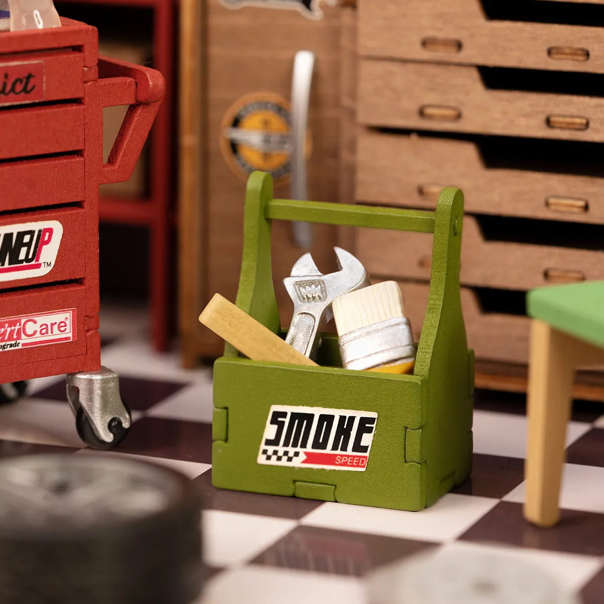 Rolife Garage Workshop DIY Miniature Kit