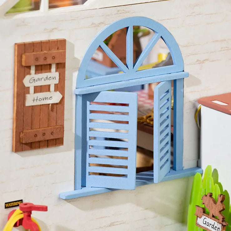 Rolife Dreamy Garden House DIY miniature kit