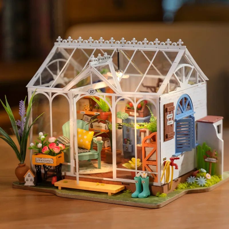 Rolife Dreamy Garden House DIY Miniature Kit - Little Worlds