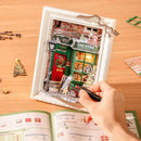 Rolife Christmas Toy Shop DIY Dollhouse Miniature Frame