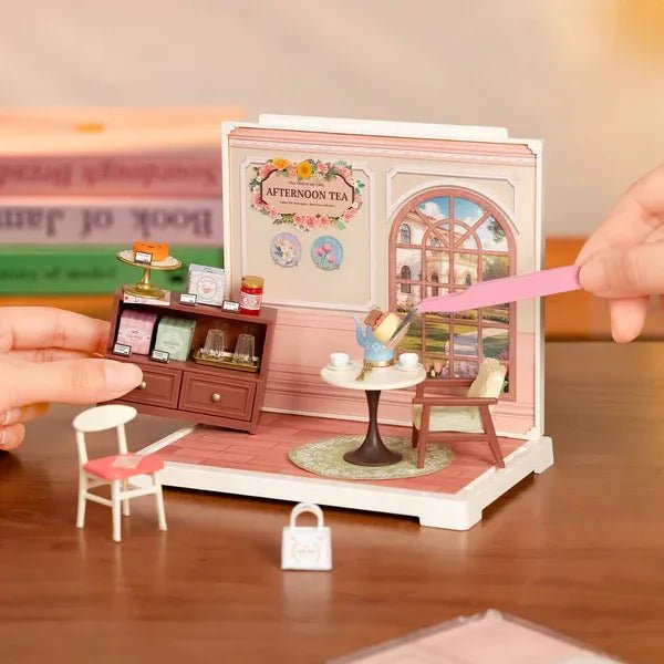 Rolife Mini Super Creator Honey Tea Lounge DIY Miniature - Little Worlds