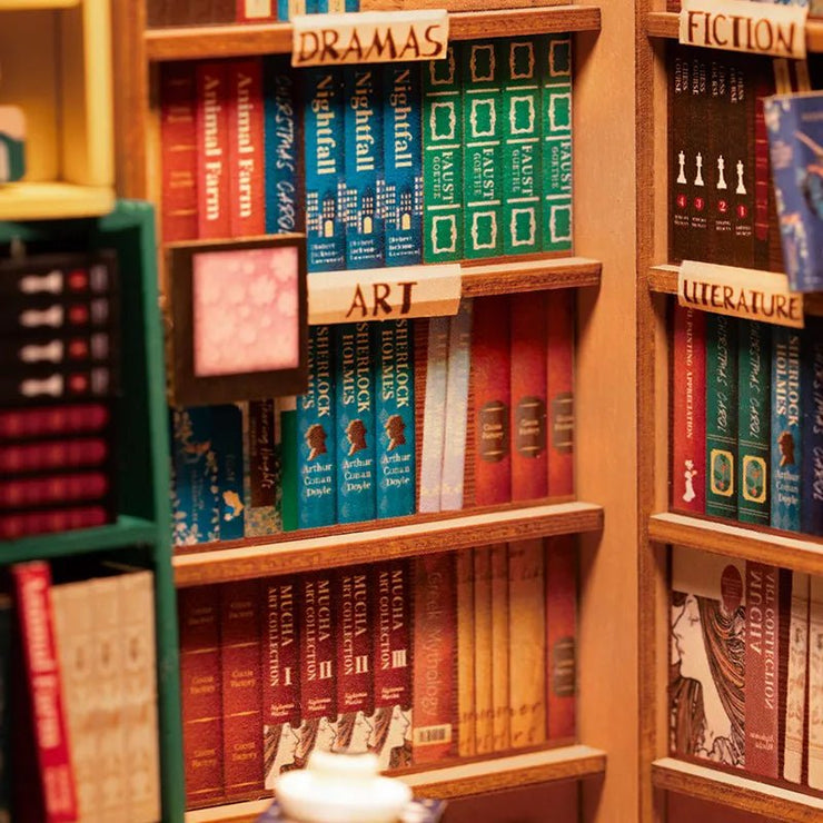 Rolife Shakespeare's Book Shop DIY book nook kit